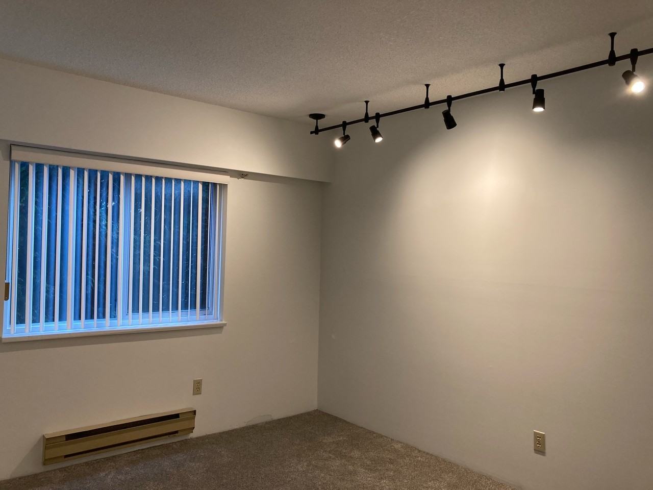 3563 Oak Street - Photo 7 of 14