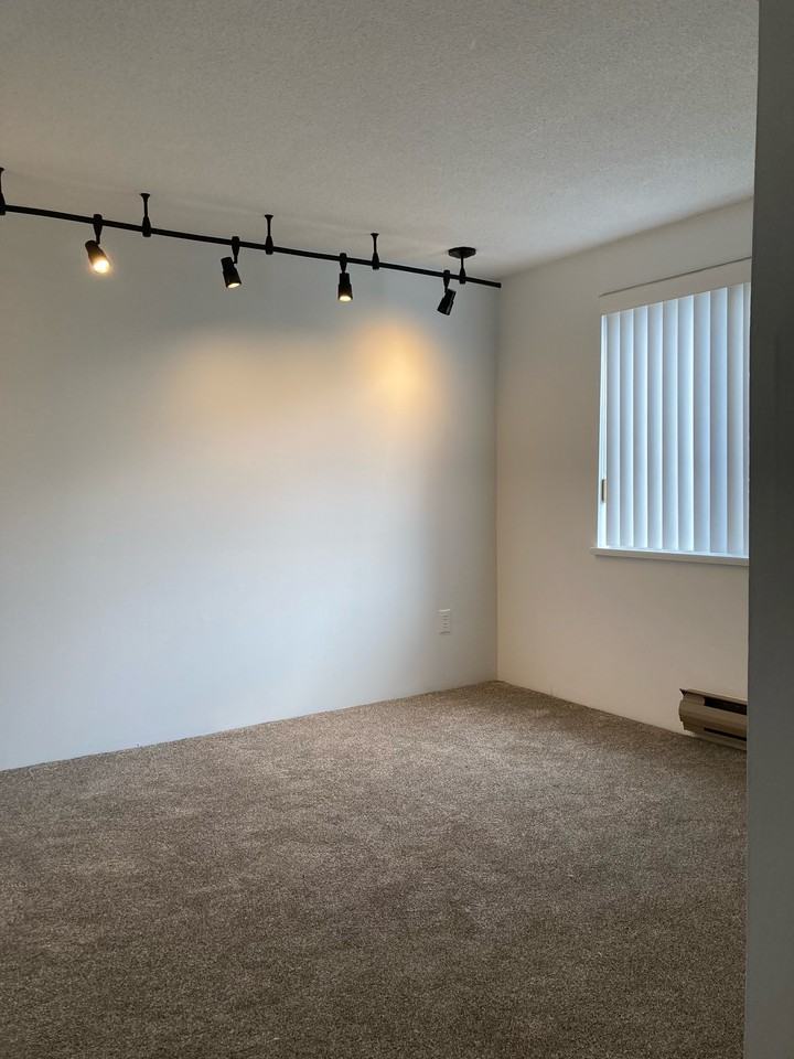 3563 Oak Street - Photo 5 of 14
