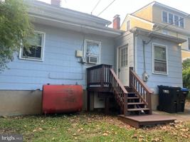 featured image of 813 Marye St Rear