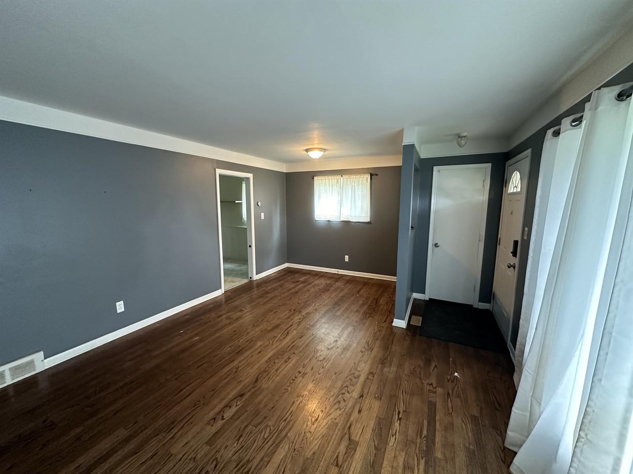 23581 Loomis Ct #1 - Photo 3 of 10
