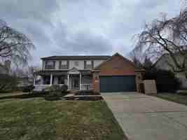 featured image of 905 Glyn Morgan Ct #1