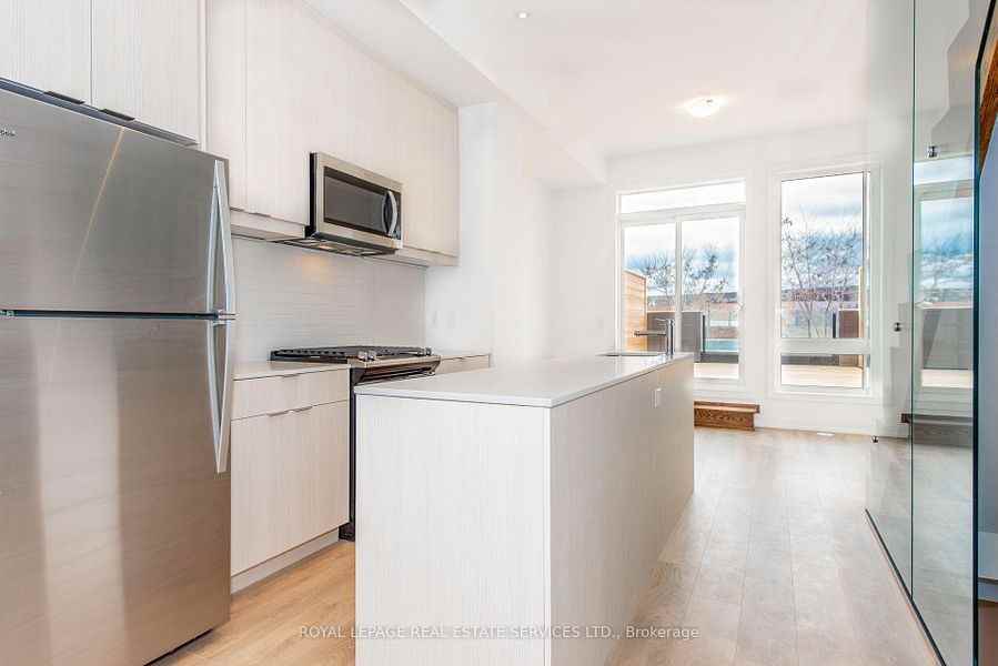 66A Perth Avenue - Photo 4 of 13
