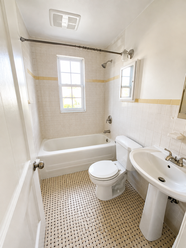 4343 Matson Ave #1 - Photo 6 of 10