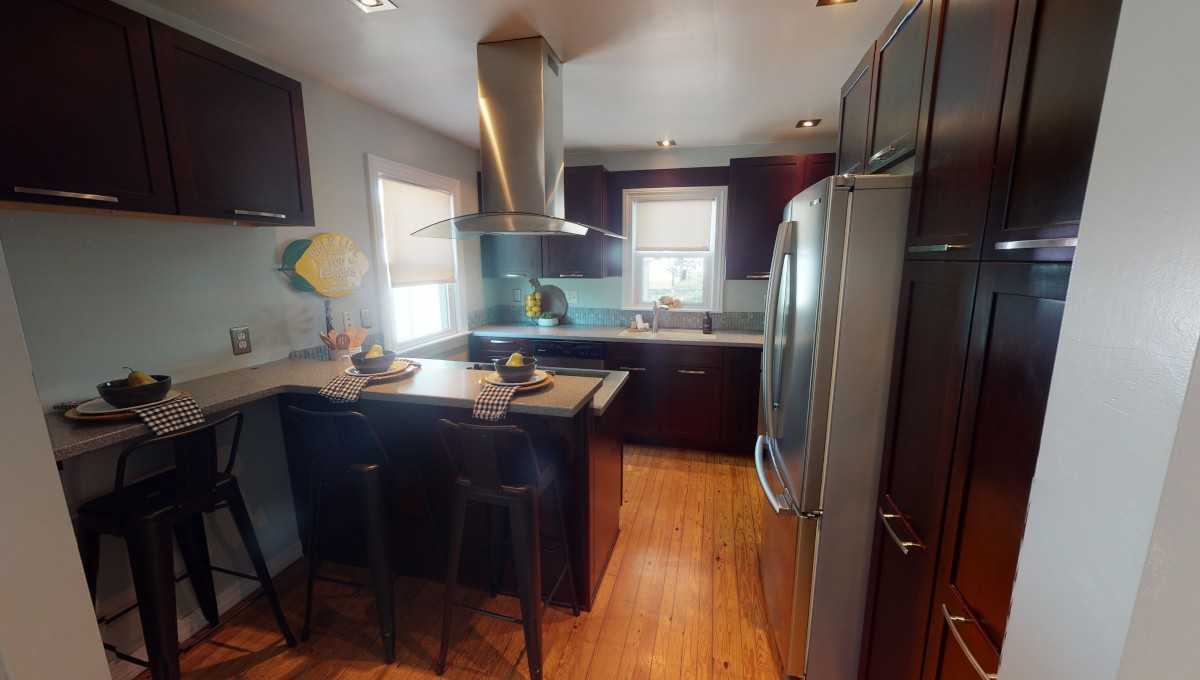2305 N Maplewood Ave #1 - Photo 2 of 8