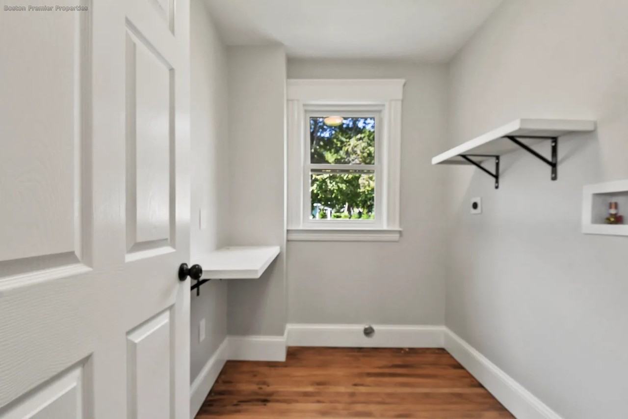 Cain Ave - Photo 2 of 10