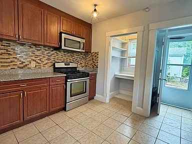 1184 Chestnut St - Photo 2 of 24