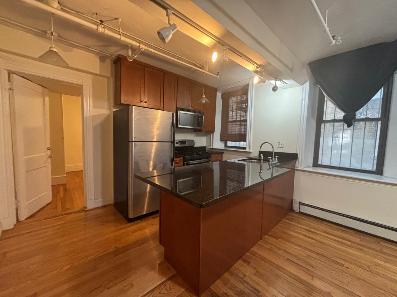 51 Park Dr #B1 - Photo 2 of 30
