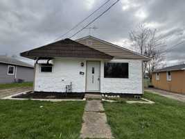 featured image of 2626 Dorothy Ave Ne #1