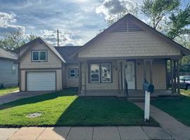featured image of 627 Houser Dr #1