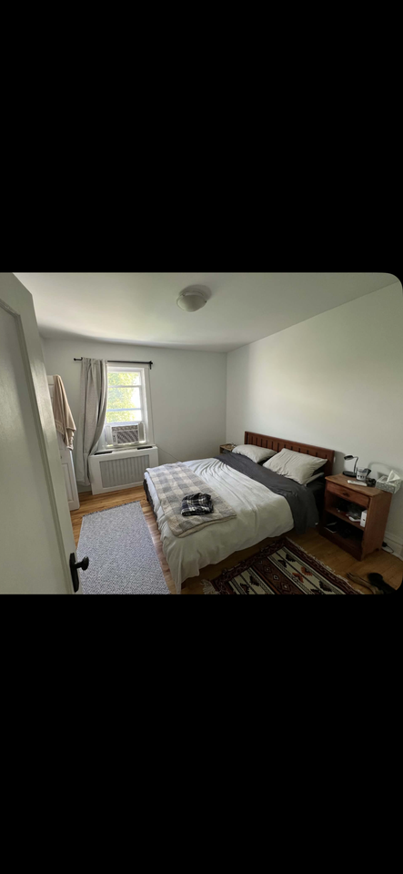 259 Saint Andrew Street - Photo 7 of 11
