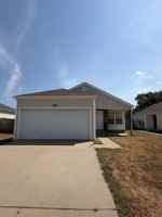 featured image of 340 Grant Springs Dr #1