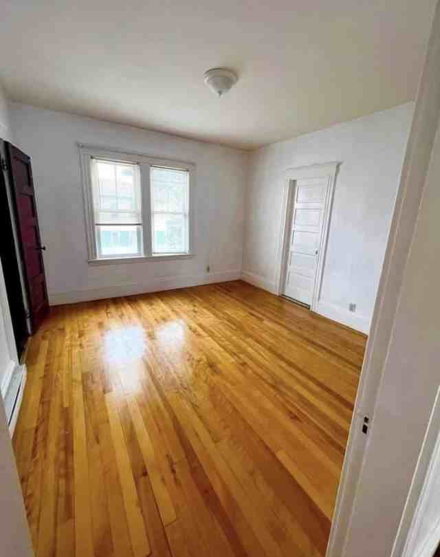 Upsala St #3 - Photo 7 of 7