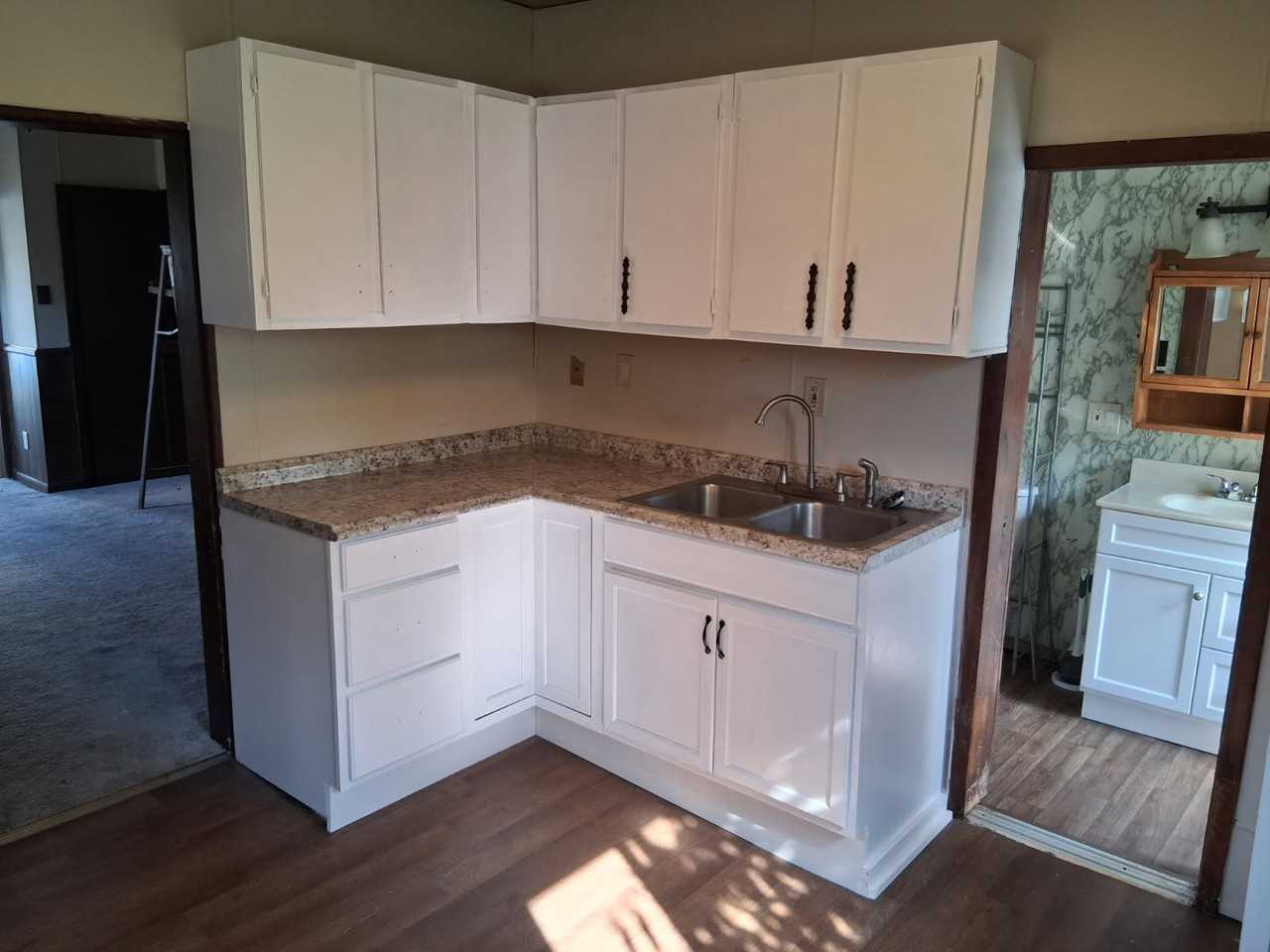 610 Pine St #610 - Photo 3 of 12