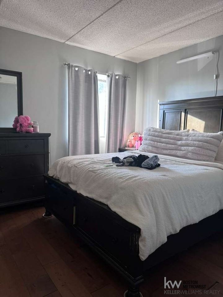 32 Whites Ave #4407 - Photo 4 of 6