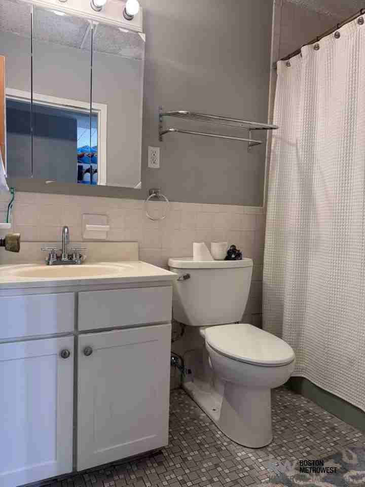 32 Whites Ave #4407 - Photo 5 of 6
