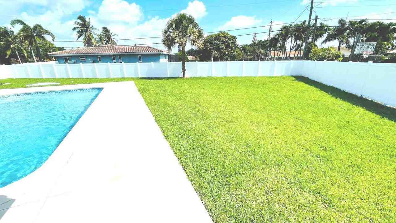 4000 Nw 3rd Ave - Photo 7 of 28