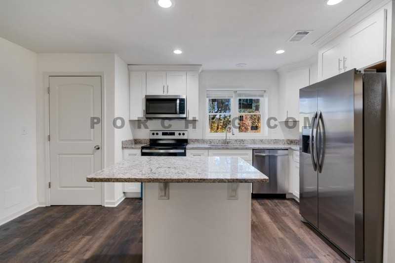 6929 Strickland St - Photo 4 of 24
