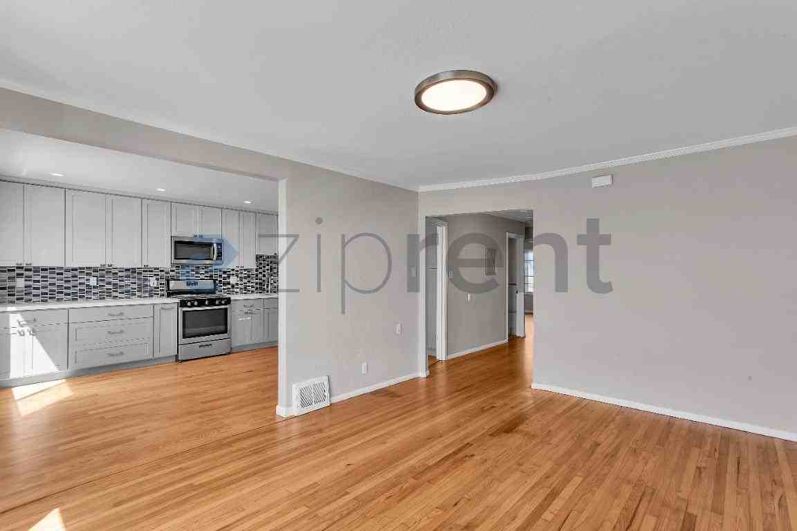 2466 Great Hwy #2466 - Photo 7 of 32