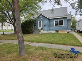 featured image of 345 1/2 Custer Ave