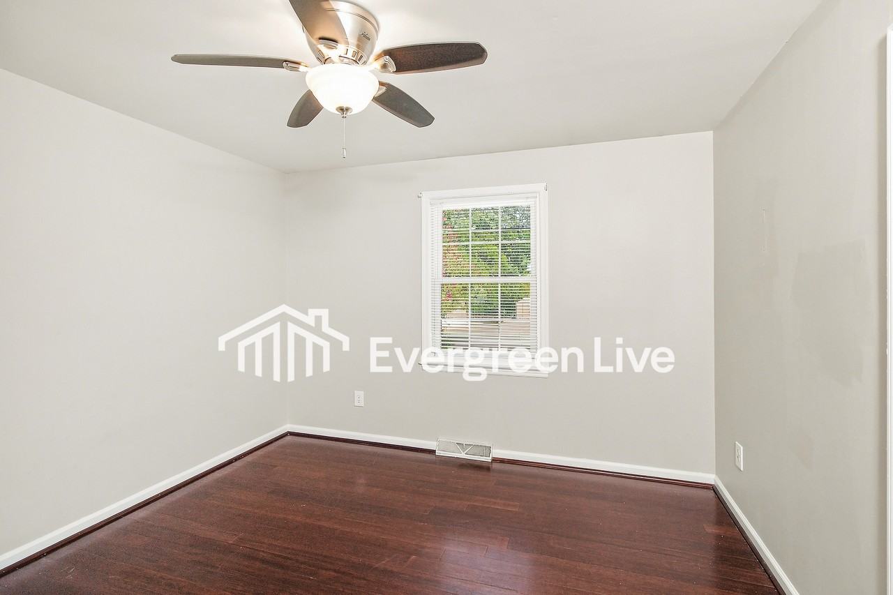 3012 Wildwood Ave - Photo 7 of 15