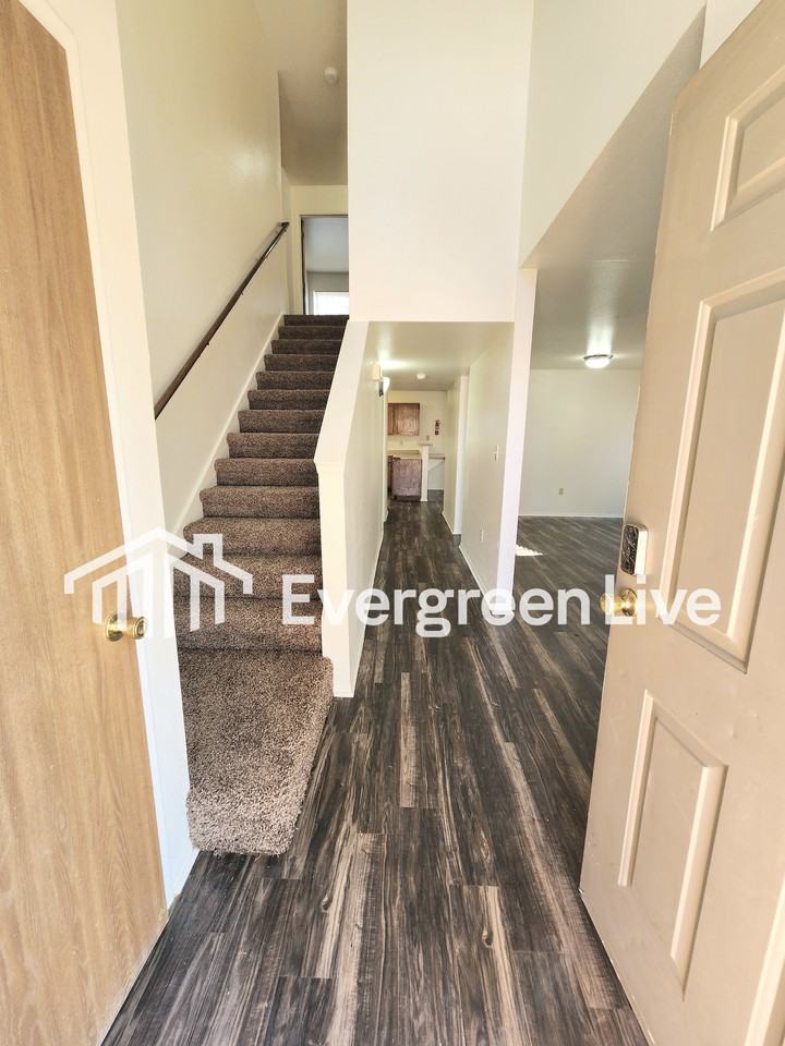 4105 Lew Wallace Dr - Photo 2 of 26