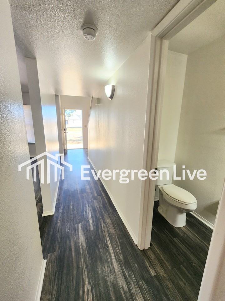 4105 Lew Wallace Dr - Photo 5 of 26