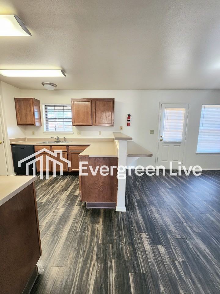 4105 Lew Wallace Dr - Photo 6 of 26