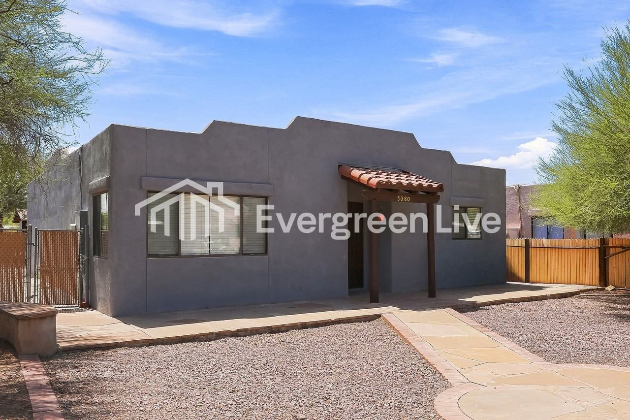 3380 E Monte Vista Dr - Photo 2 of 15