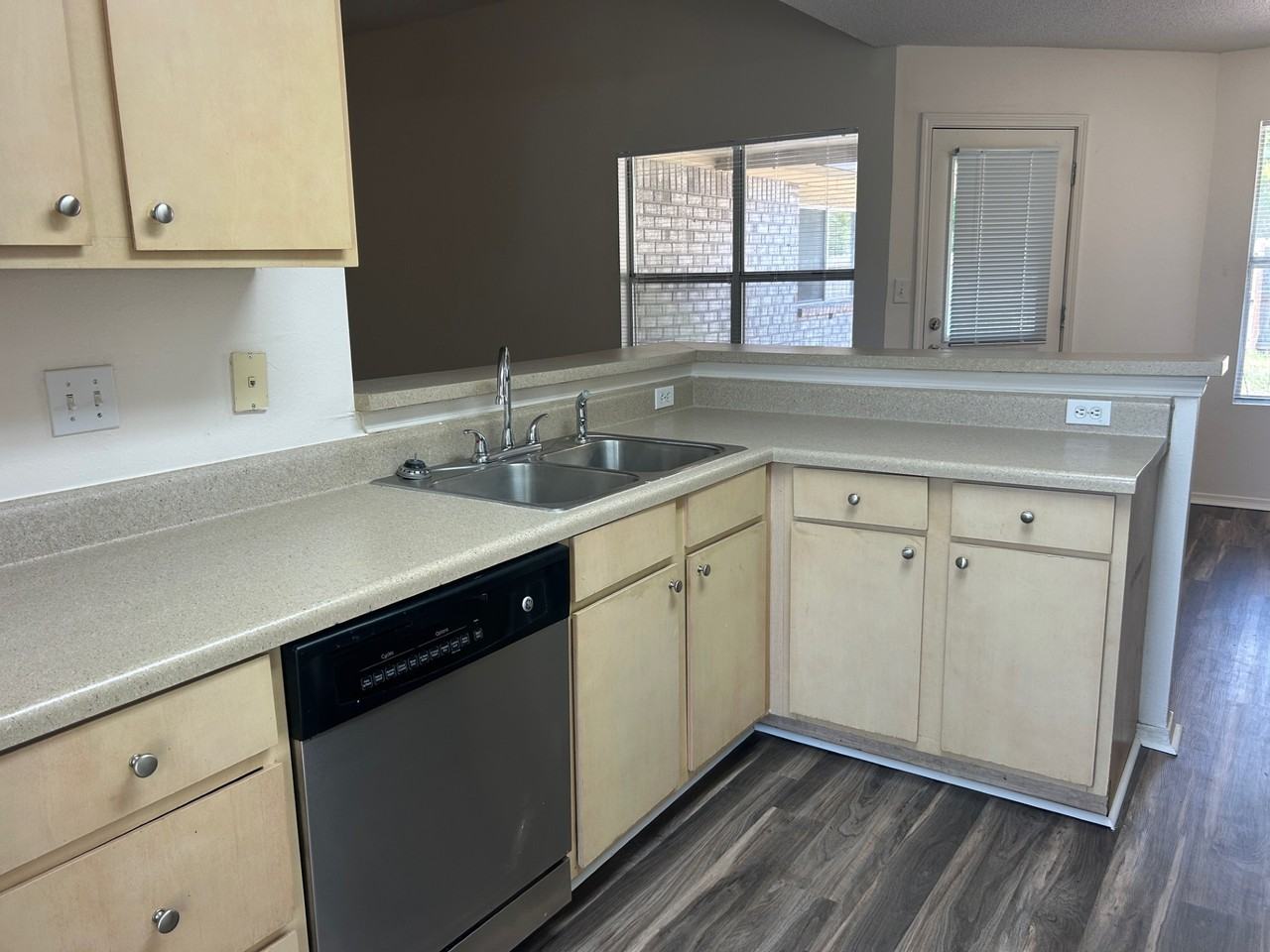 31 Serenata Ct - Photo 6 of 20