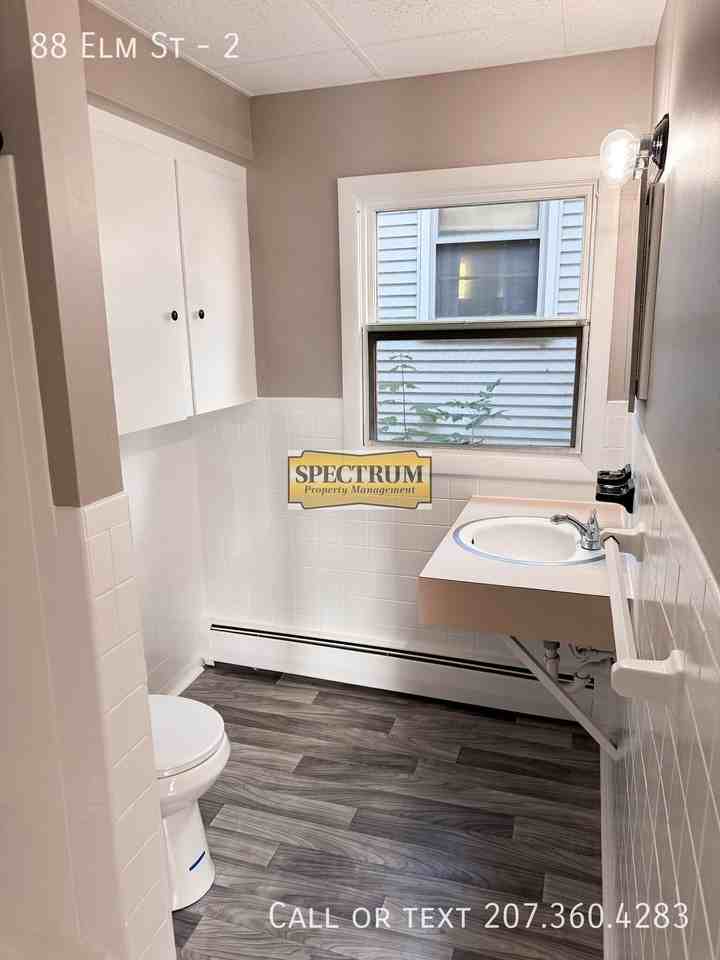 88 Elm St - Photo 5 of 7