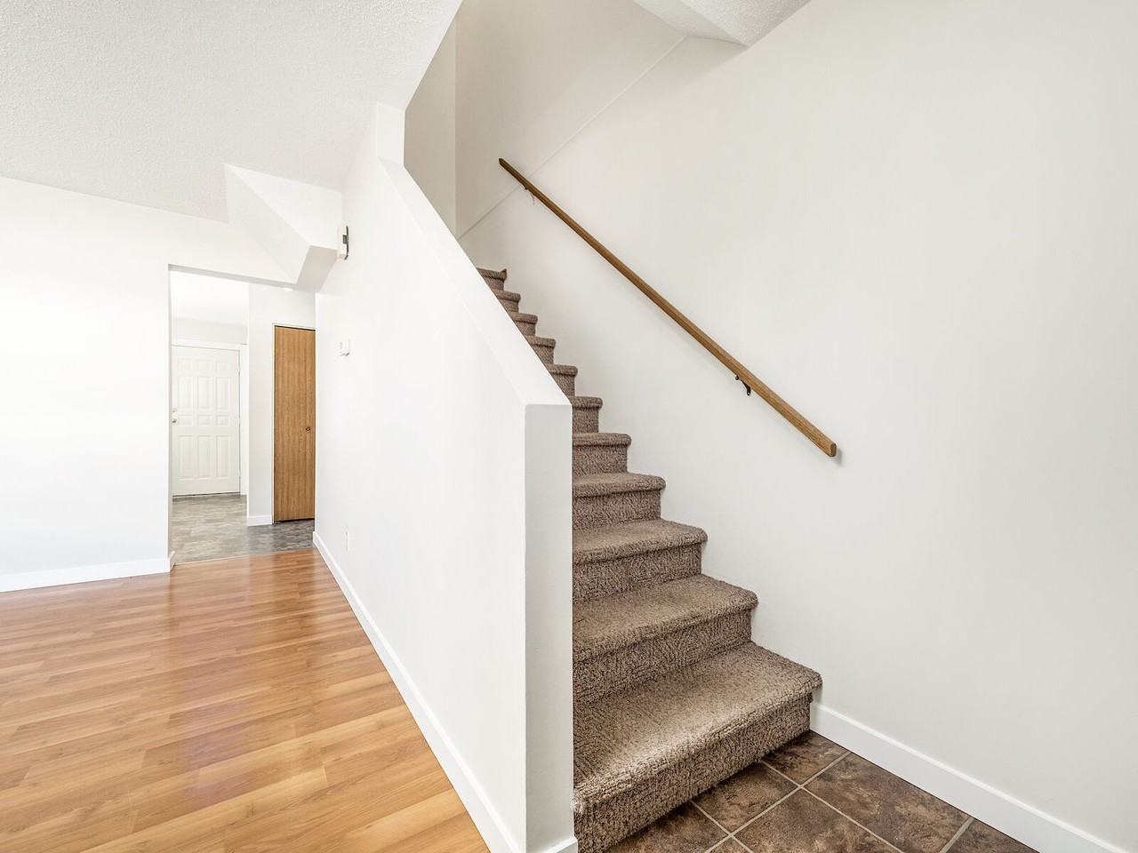 75 Mt Blakiston Rd W - Photo 3 of 26