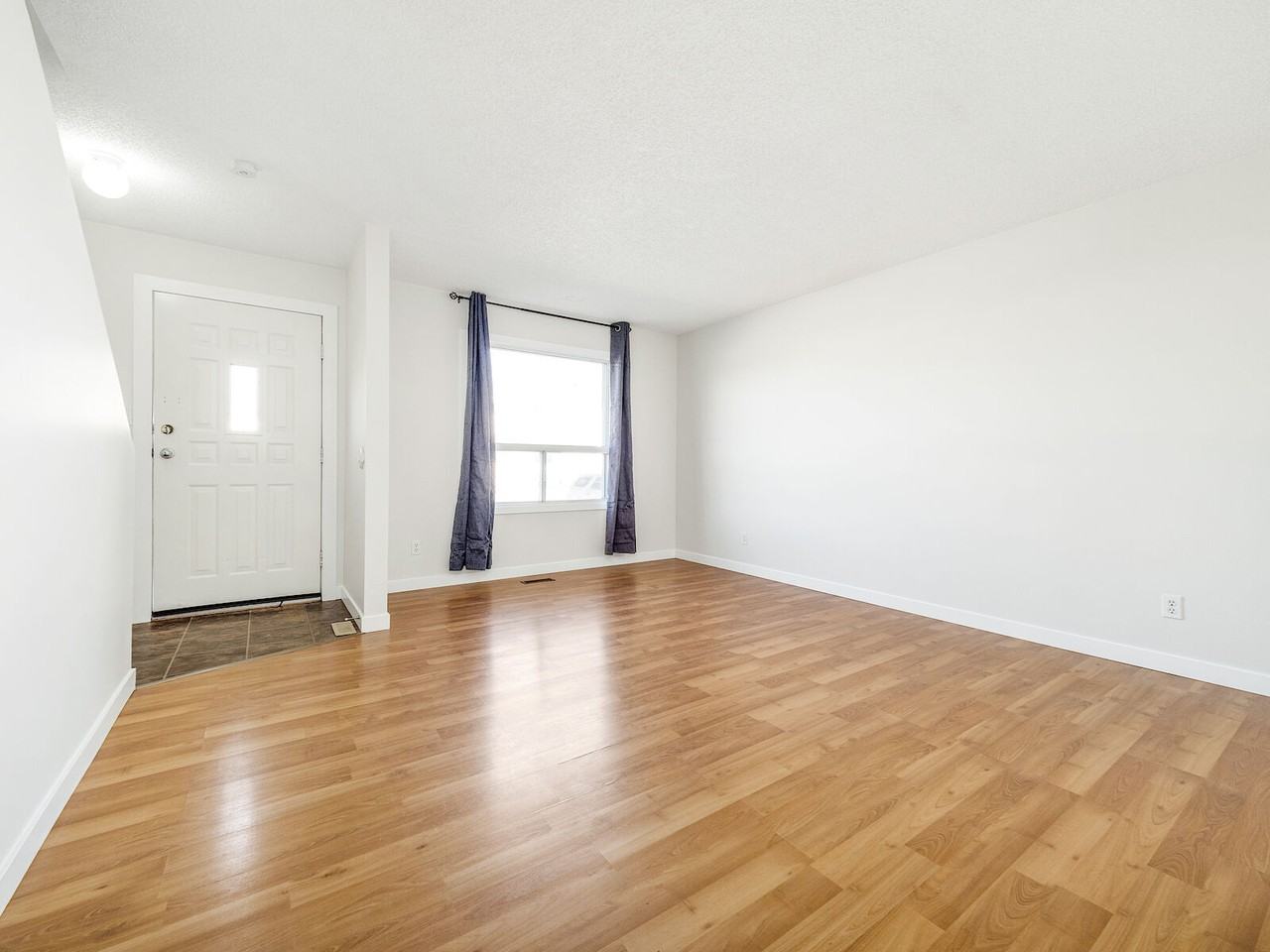 75 Mt Blakiston Rd W - Photo 6 of 26