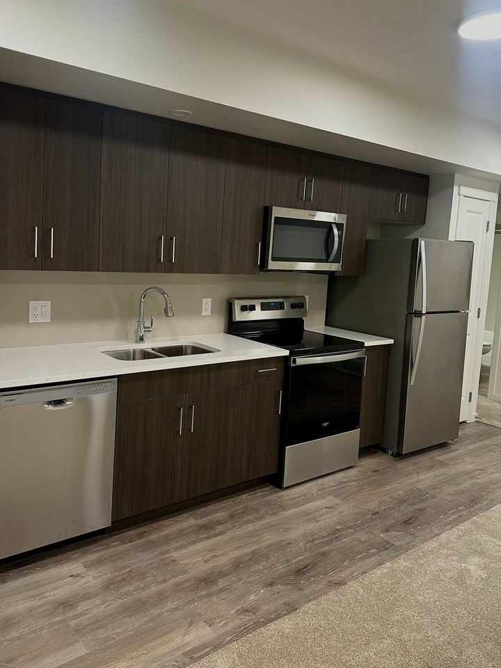 68 Mercado Rd Se - Photo 2 of 9