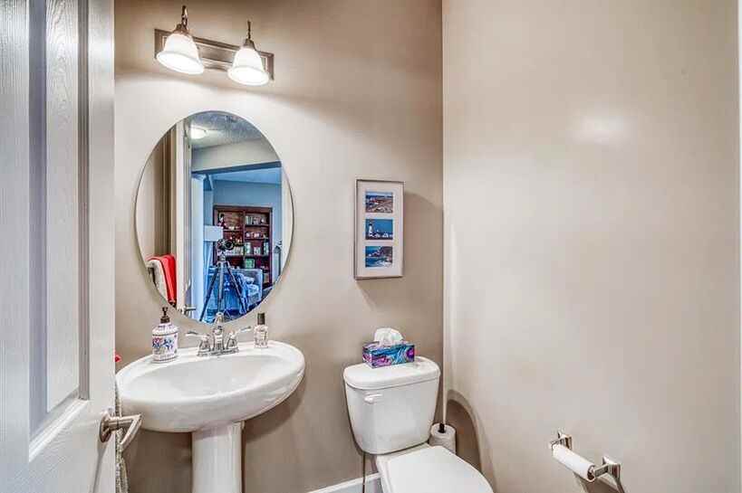 880 Windhaven Close Sw - Photo 3 of 15