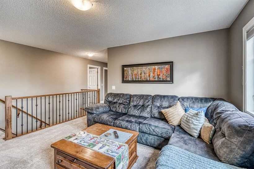 880 Windhaven Close Sw - Photo 4 of 15