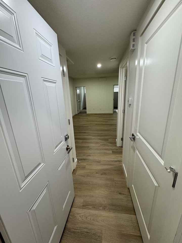1943 210 St Nw - Photo 2 of 13