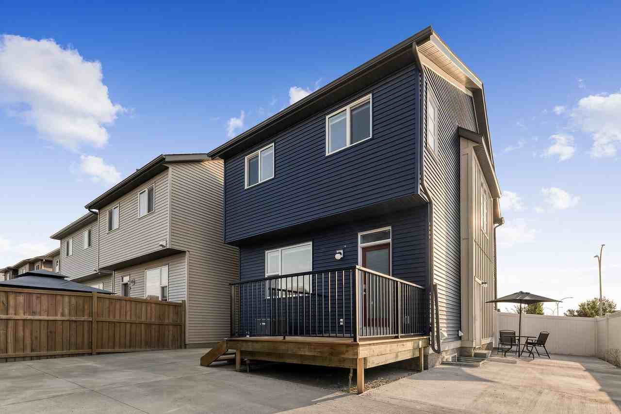 418 Walgrove Way Se - Photo 3 of 30