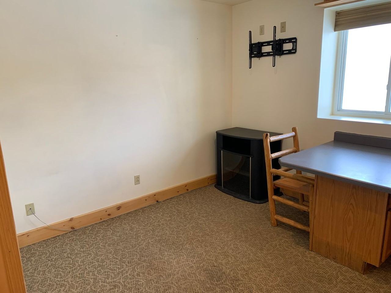 20 N Woodard Ave - Photo 4 of 12