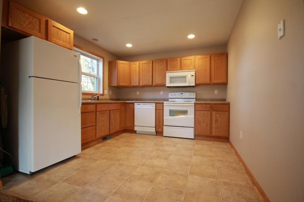 623 5th Ave S - Photo 3 of 11