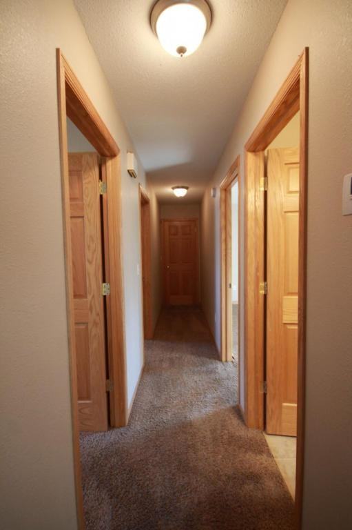 623 5th Ave S - Photo 6 of 11