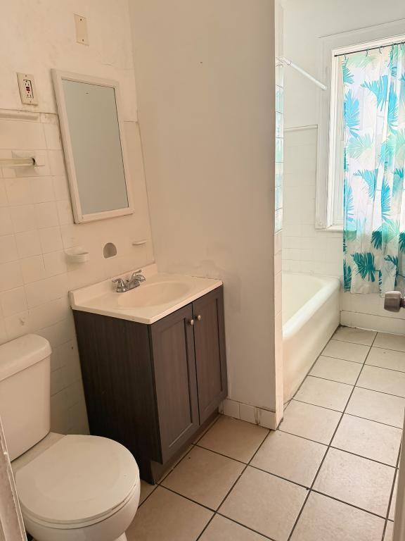 7845 S Cornell Ave ##2 - Photo 6 of 11
