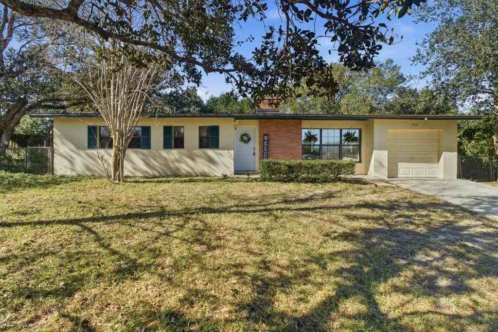 1411 Crest Dr - Photo 2 of 20