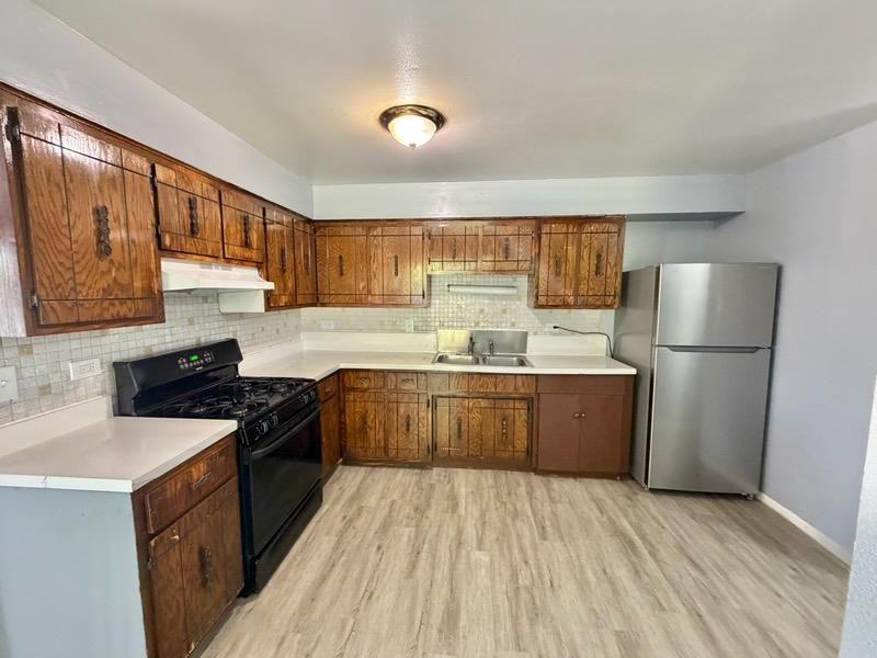10602 S Oak Tree Dr - Photo 4 of 7