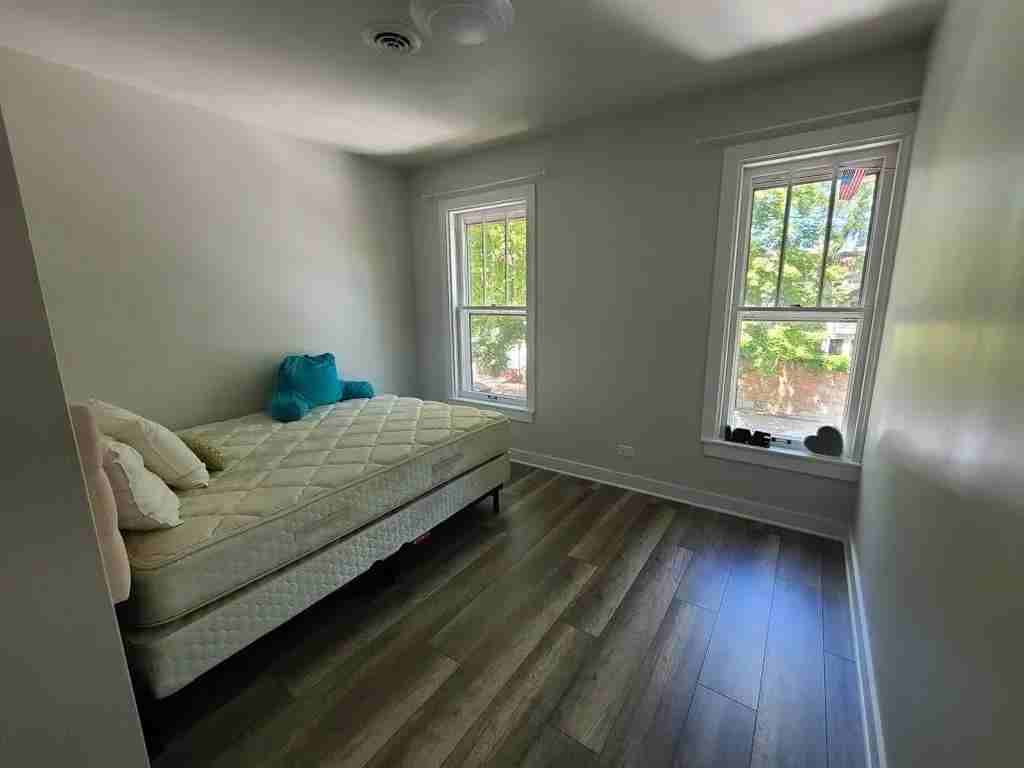 419 W Eugenie St - Photo 4 of 12
