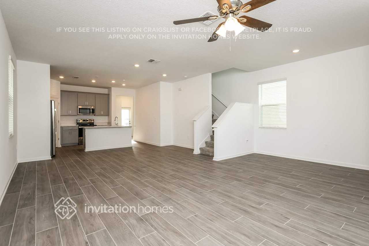 2449 Relaxing Ln - Photo 7 of 19