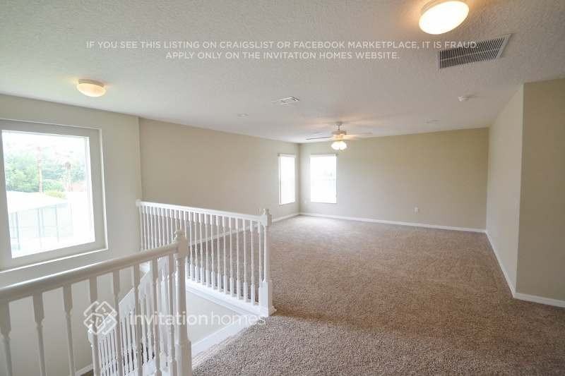 1033 Berkeley Dr - Photo 2 of 8