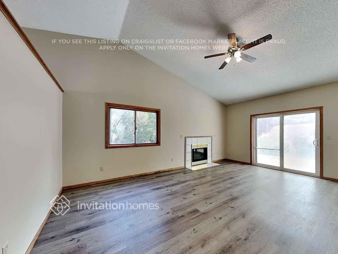 2337 Windsor Ln - Photo 5 of 20