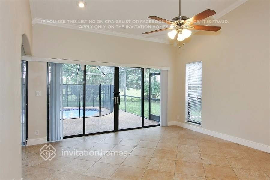 7002 Nw 38th St - Photo 6 of 21