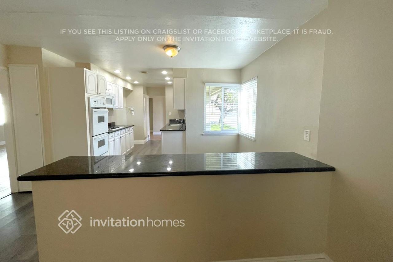 1115 Vervais Ave - Photo 6 of 15