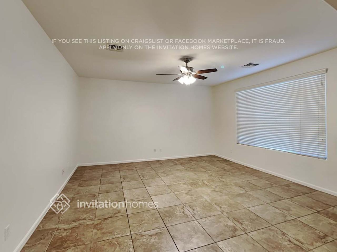3373 E Liberty Ln - Photo 4 of 27